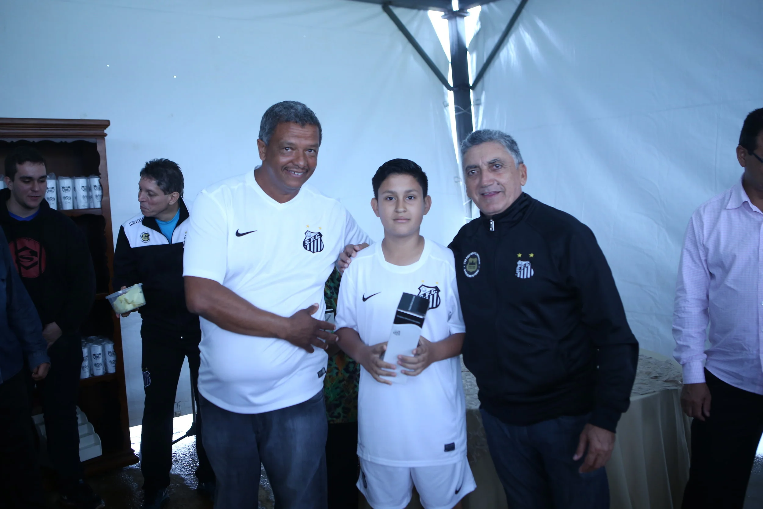 Escolinha Santos Meninos da Vila CEART- Peneirada Escolinha Santos Meninos da Vila CEART- Peneirada