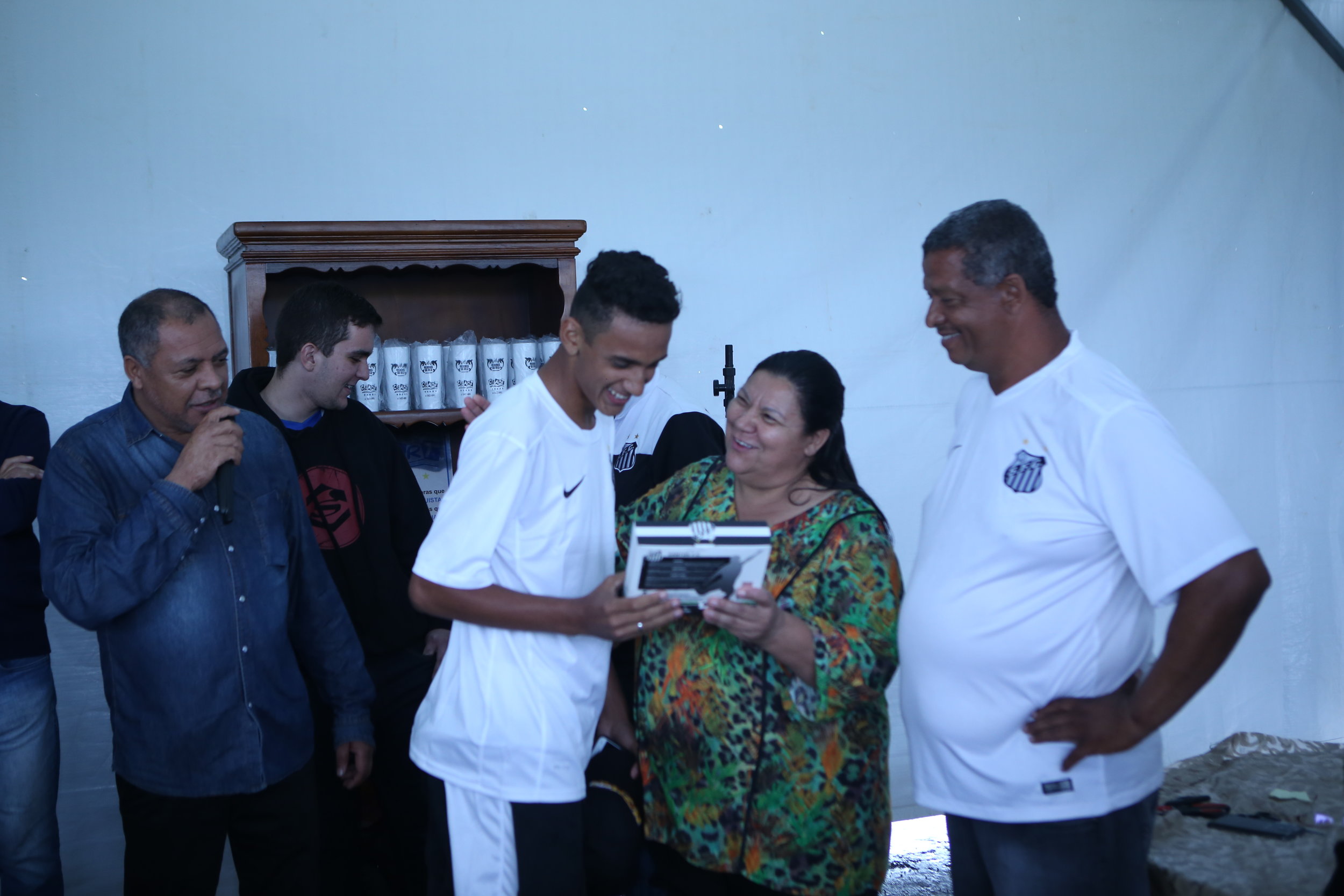 Escolinha Santos Meninos da Vila CEART- Peneirada Escolinha Santos Meninos da Vila CEART- Peneirada