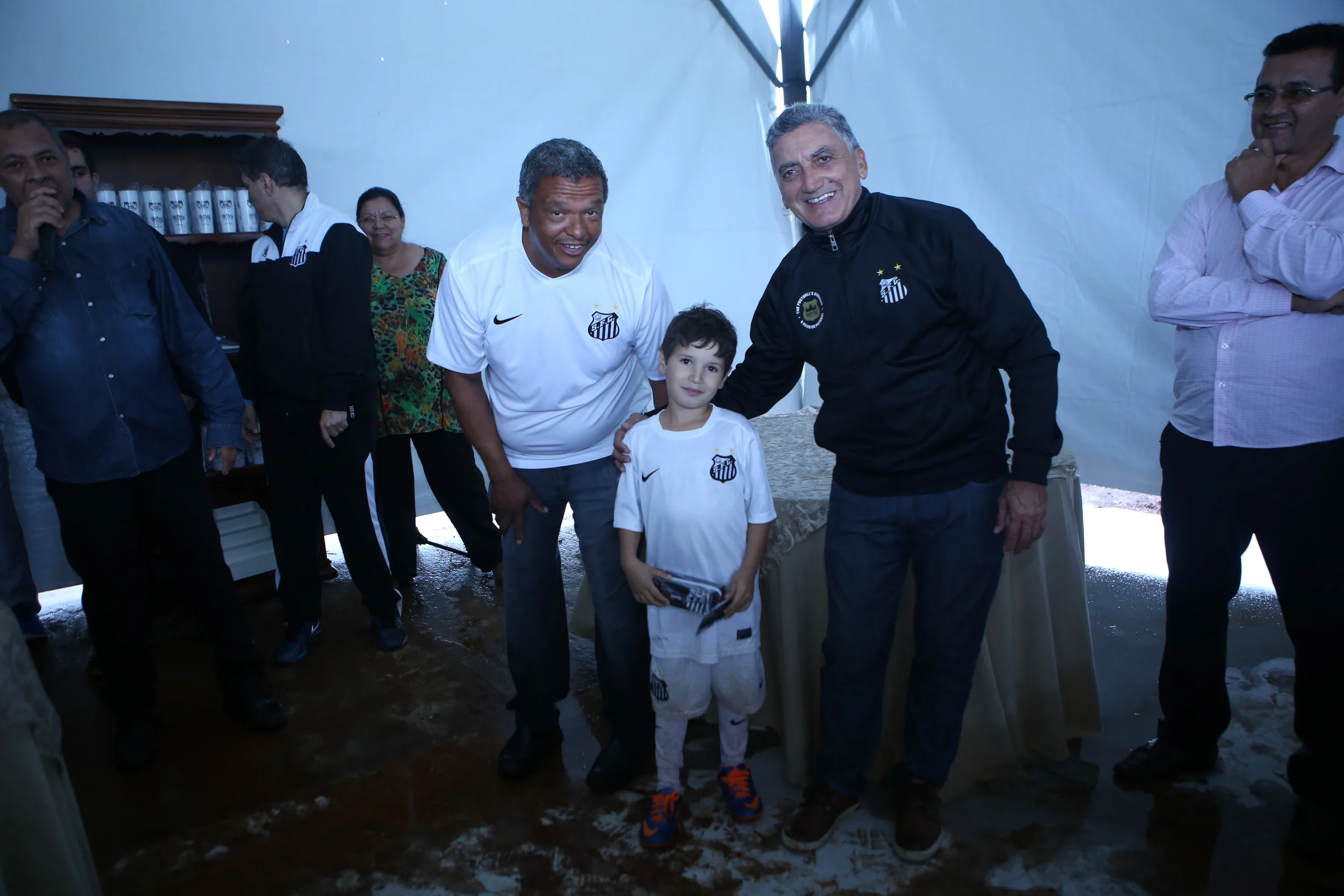 Escolinha Santos Meninos da Vila CEART- Peneirada Escolinha Santos Meninos da Vila CEART- Peneirada