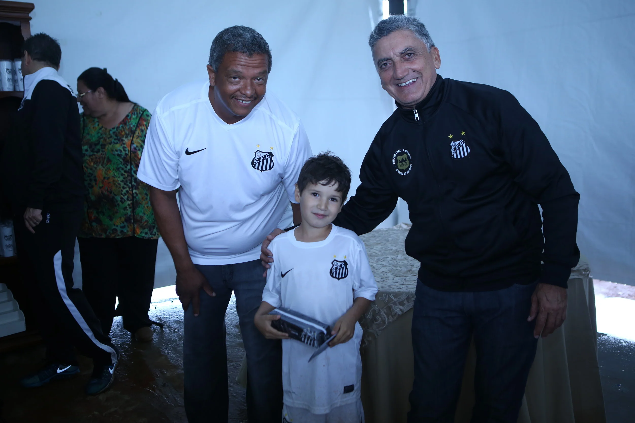 Escolinha Santos Meninos da Vila CEART- Peneirada Escolinha Santos Meninos da Vila CEART- Peneirada