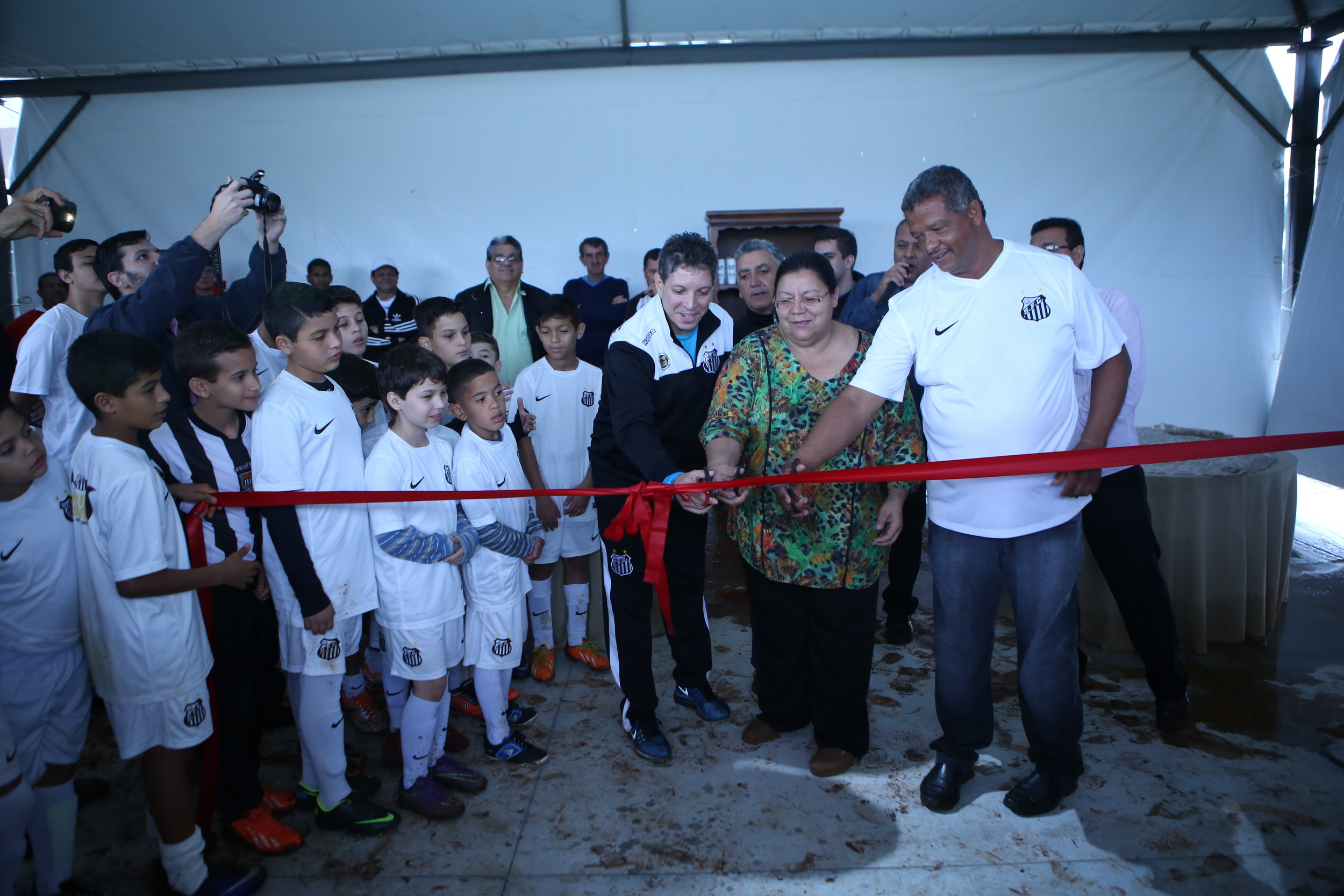 Escolinha Santos Meninos da Vila CEART- Peneirada Escolinha Santos Meninos da Vila CEART- Peneirada