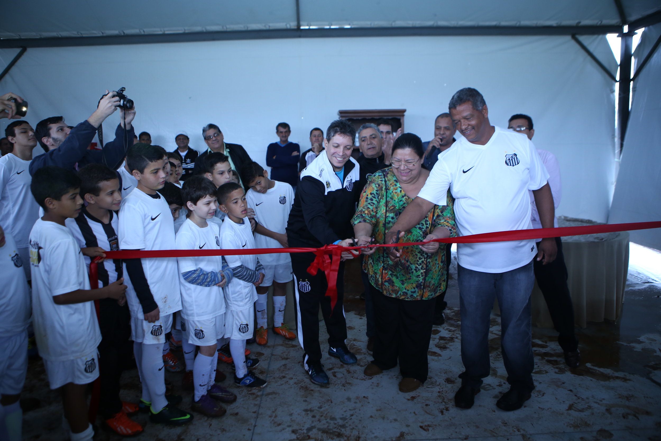 Escolinha Santos Meninos da Vila CEART- Peneirada Escolinha Santos Meninos da Vila CEART- Peneirada