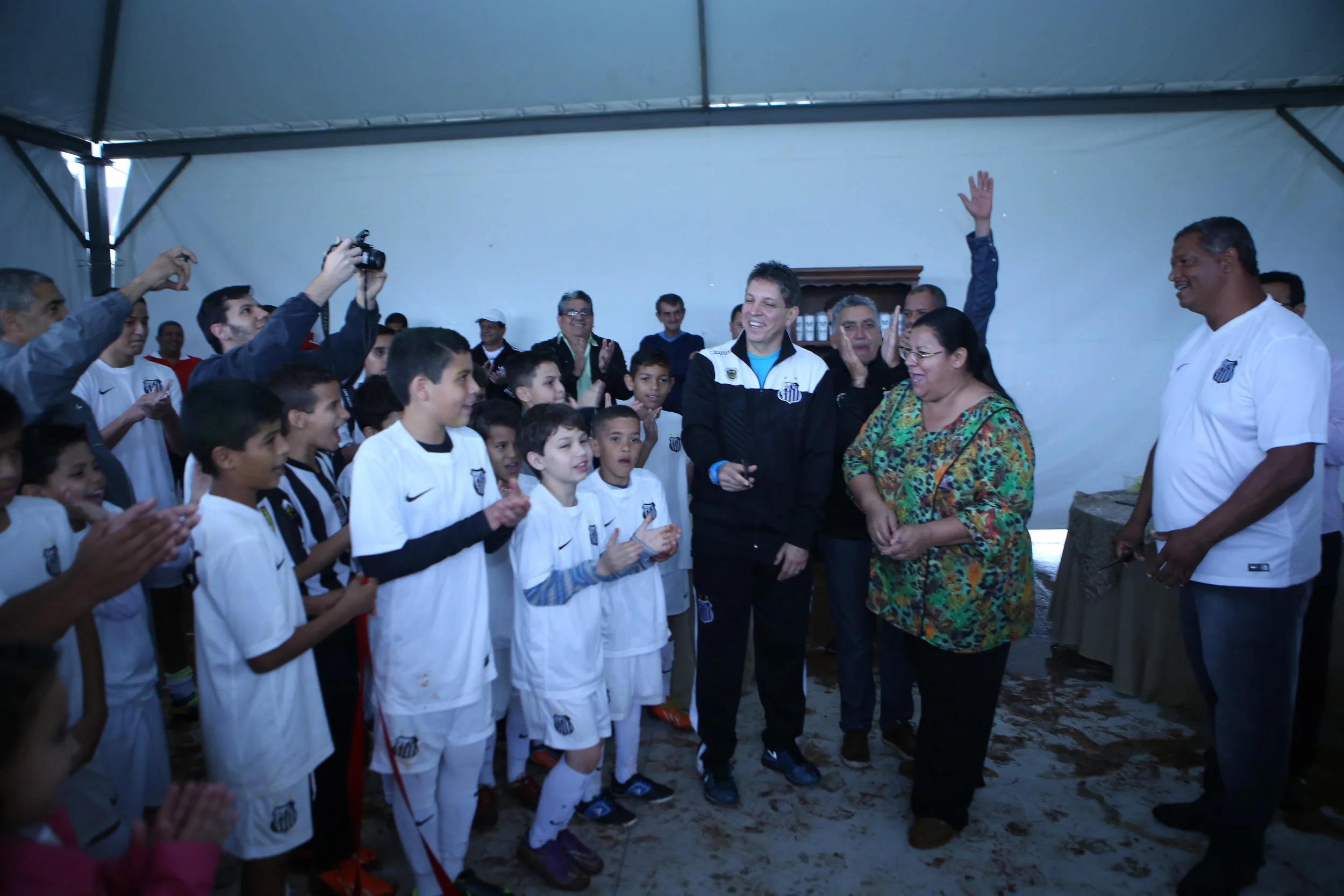 Escolinha Santos Meninos da Vila CEART- Peneirada Escolinha Santos Meninos da Vila CEART- Peneirada