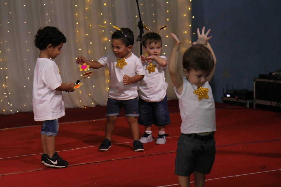 Cantada de Natal - 2018- Balé e turma Profª Regina