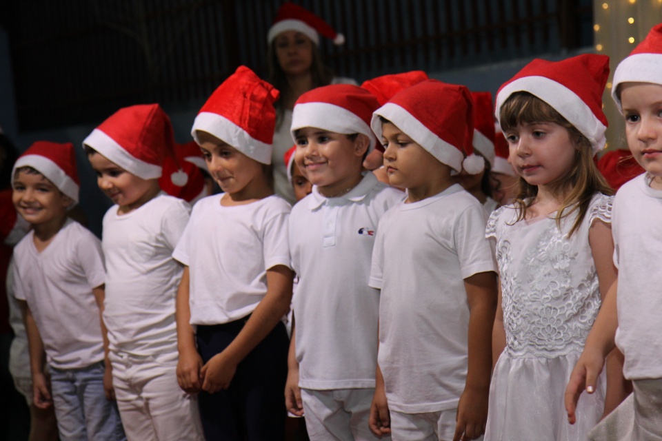 Cantata - 2018 - Pré Profªs Cladir, Dineiva e Evelin