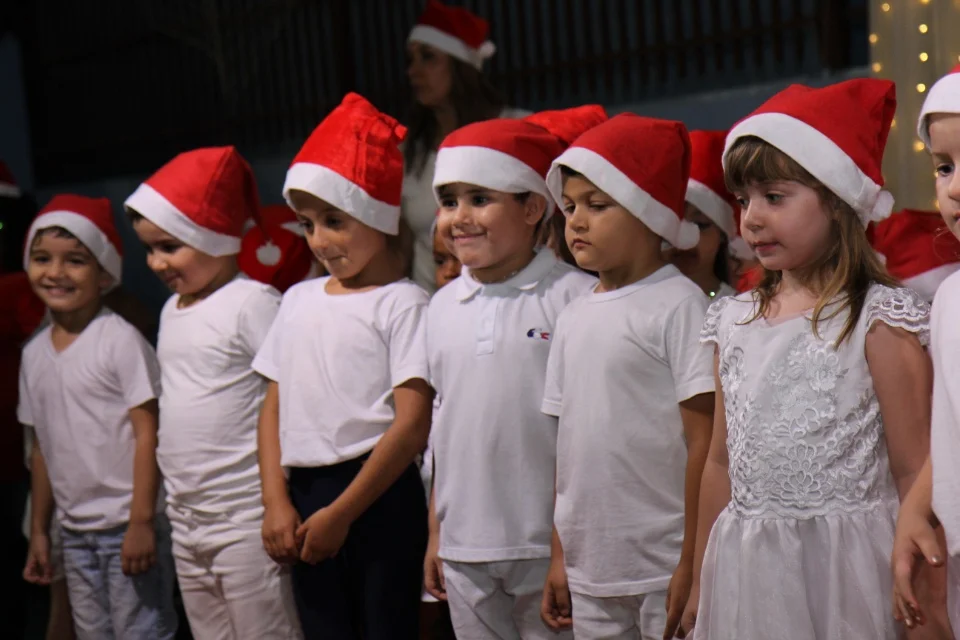 Cantata - 2018 - Pré Profªs Cladir, Dineiva e Evelin