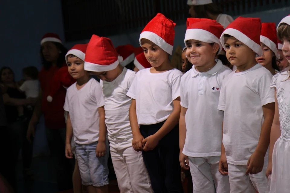 Cantata - 2018 - Pré Profªs Cladir, Dineiva e Evelin