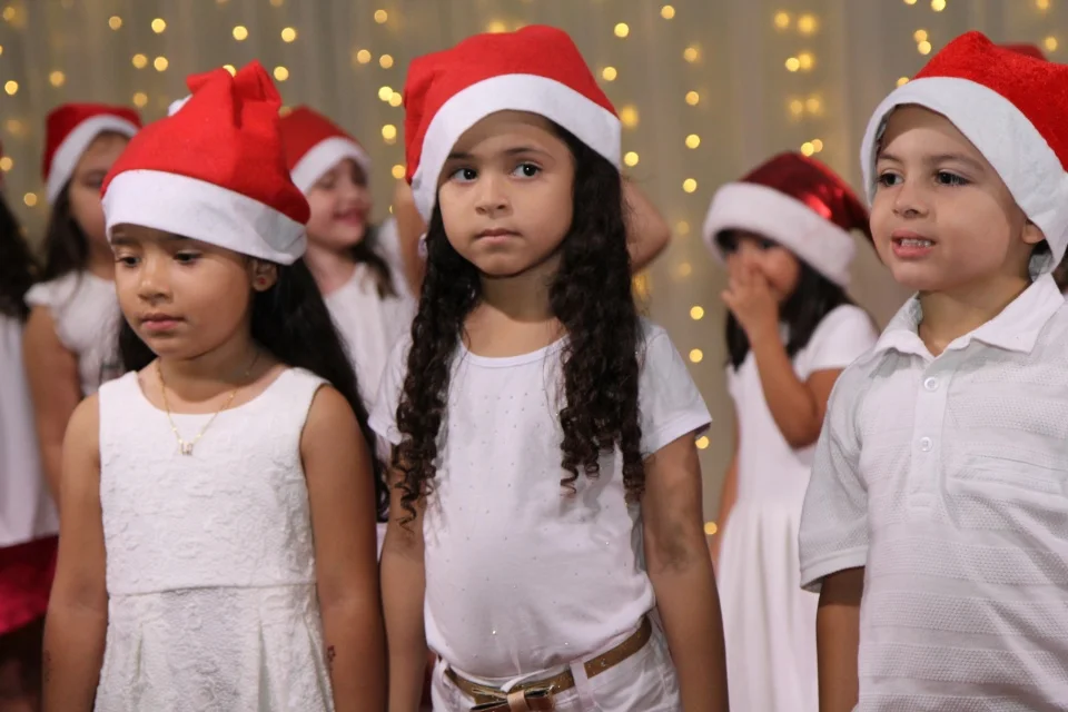 Cantata - 2018 - Pré Profªs Cladir, Dineiva e Evelin