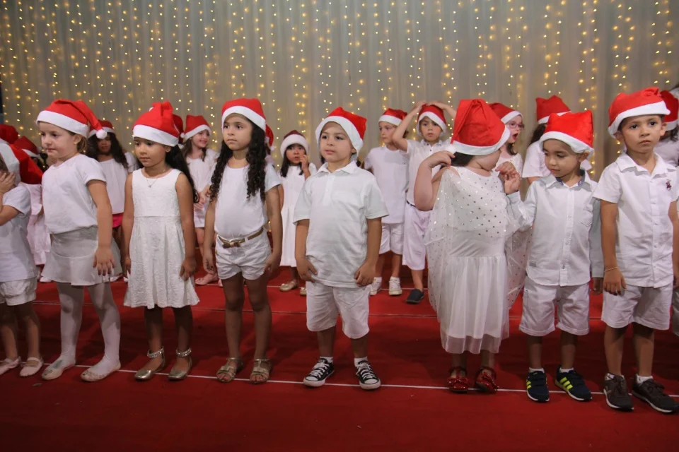 Cantata - 2018 - Pré Profªs Cladir, Dineiva e Evelin