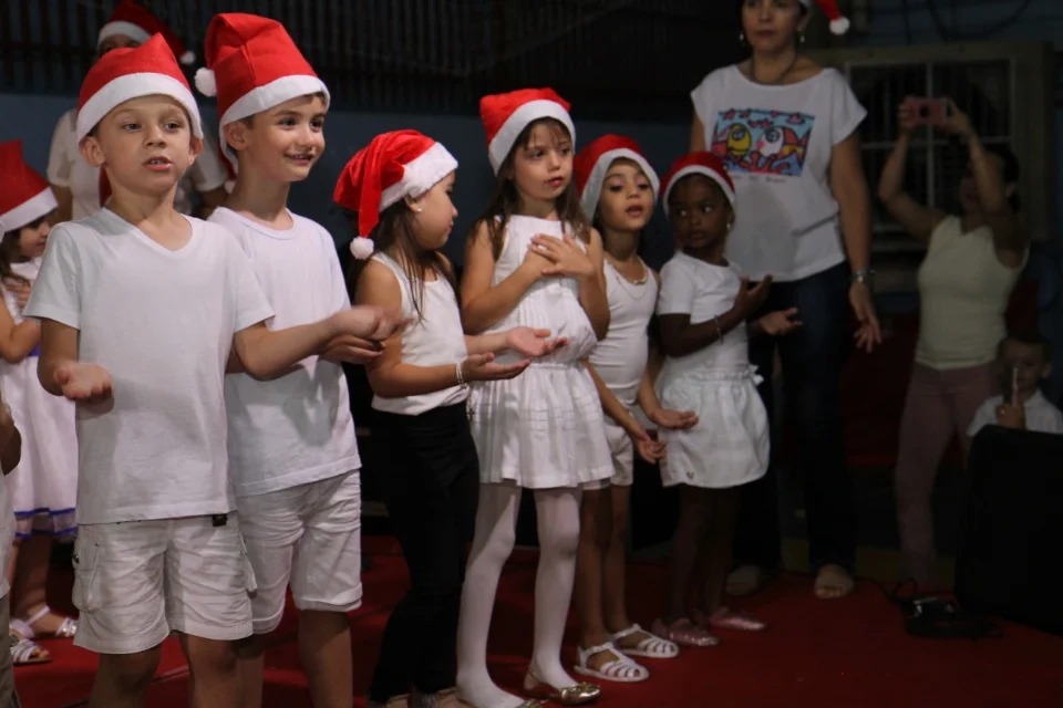 Cantata - 2018 - Pré Profªs Cladir, Dineiva e Evelin