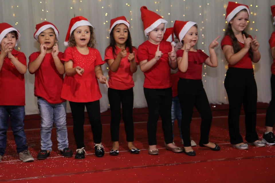 Cantata - 2018 - Profªs Maria Lígia e Sabrina