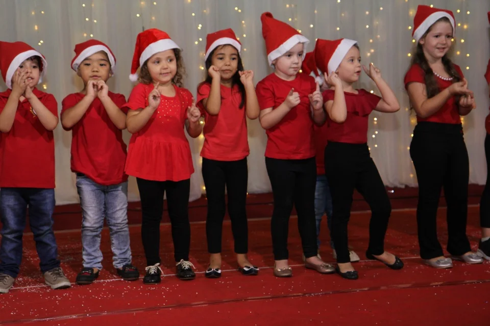 Cantata - 2018 - Profªs Maria Lígia e Sabrina