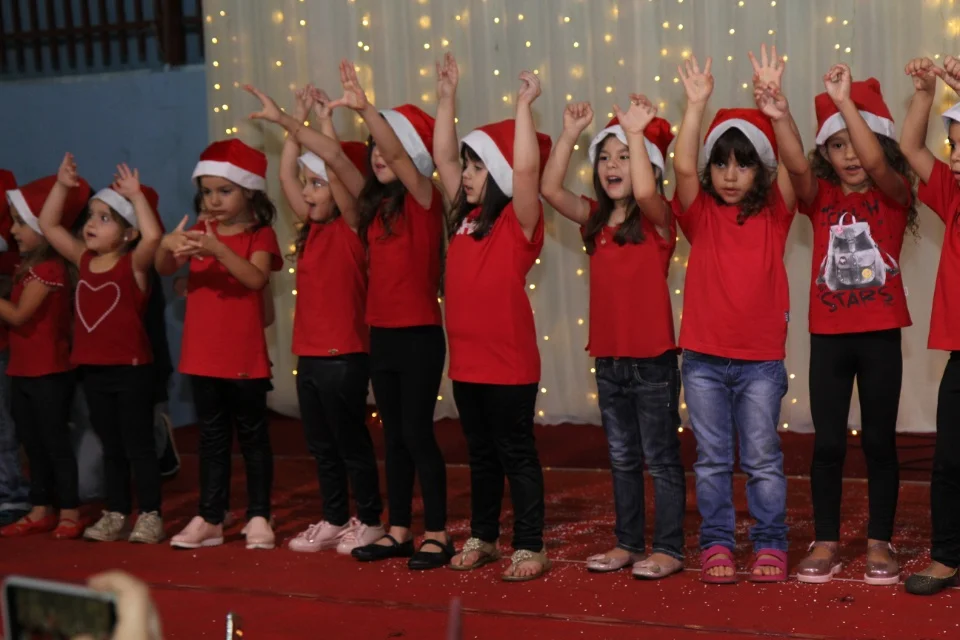 Cantata - 2018 - Profªs Maria Lígia e Sabrina