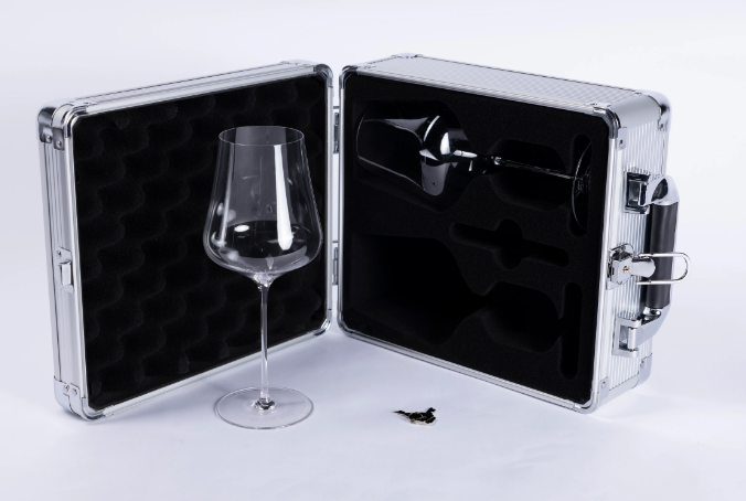 VinGlass - Wine Glass Carrying Case