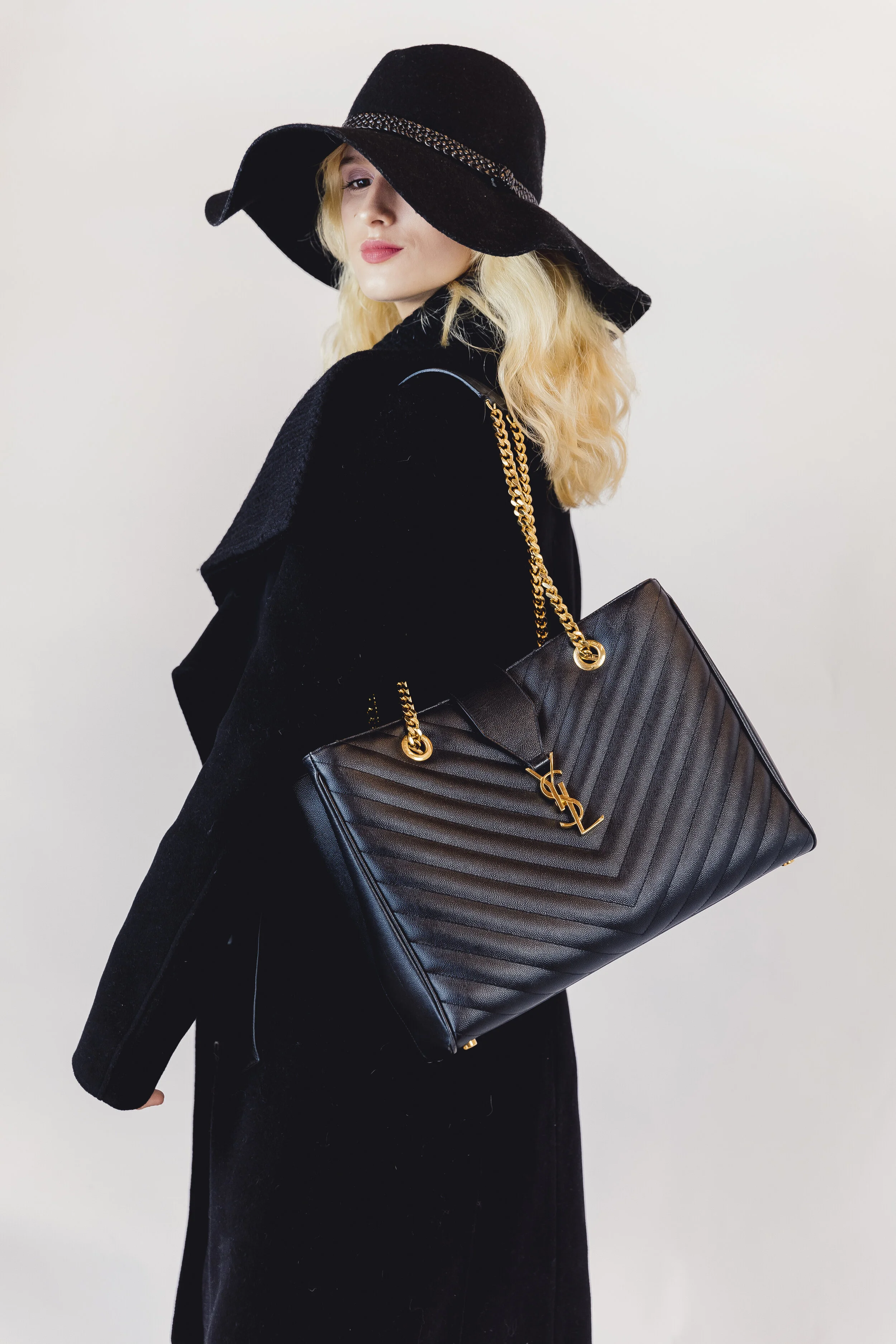 mackage hat