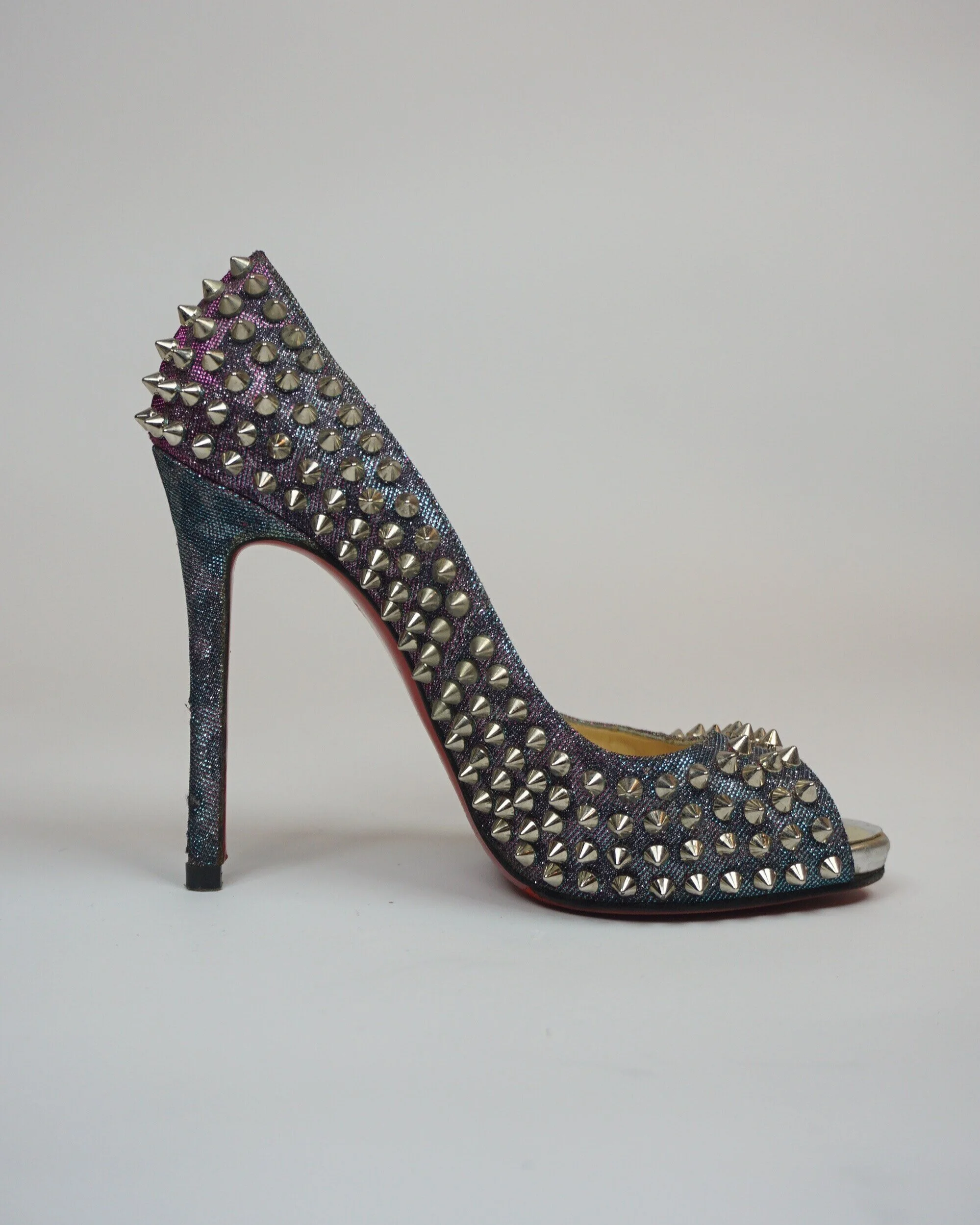 louboutin spike pumps