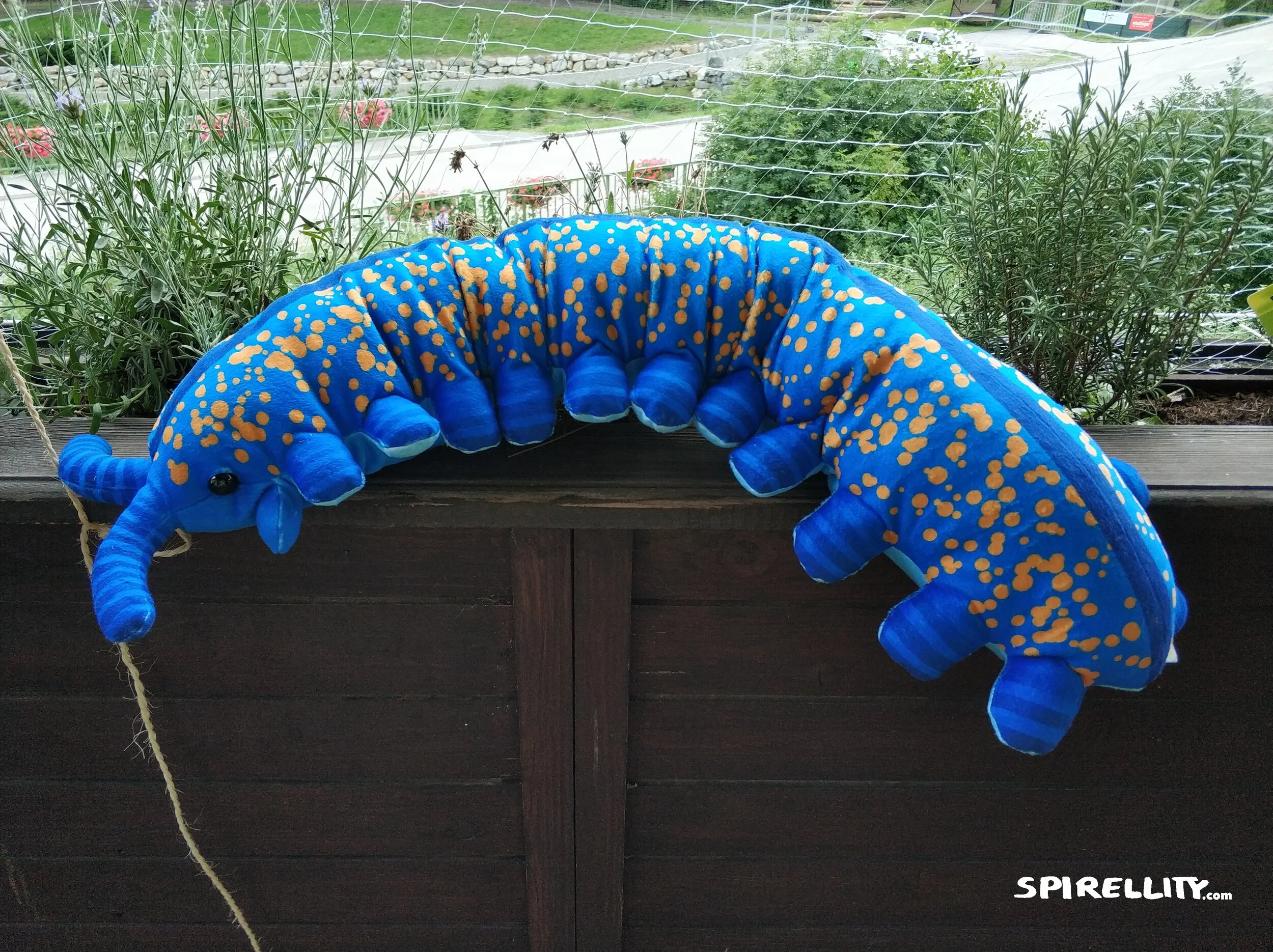 worm plushie