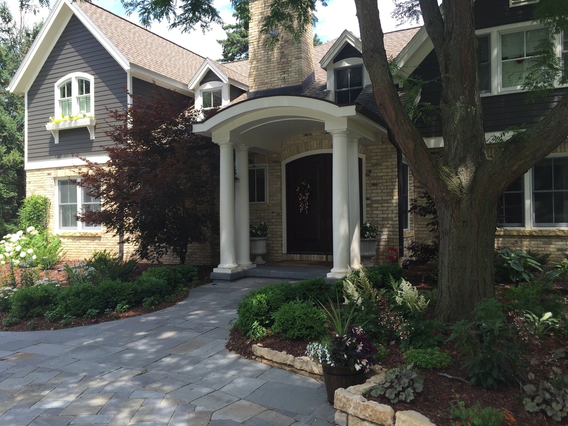 CURB APPEAL FOR YOUR HOME