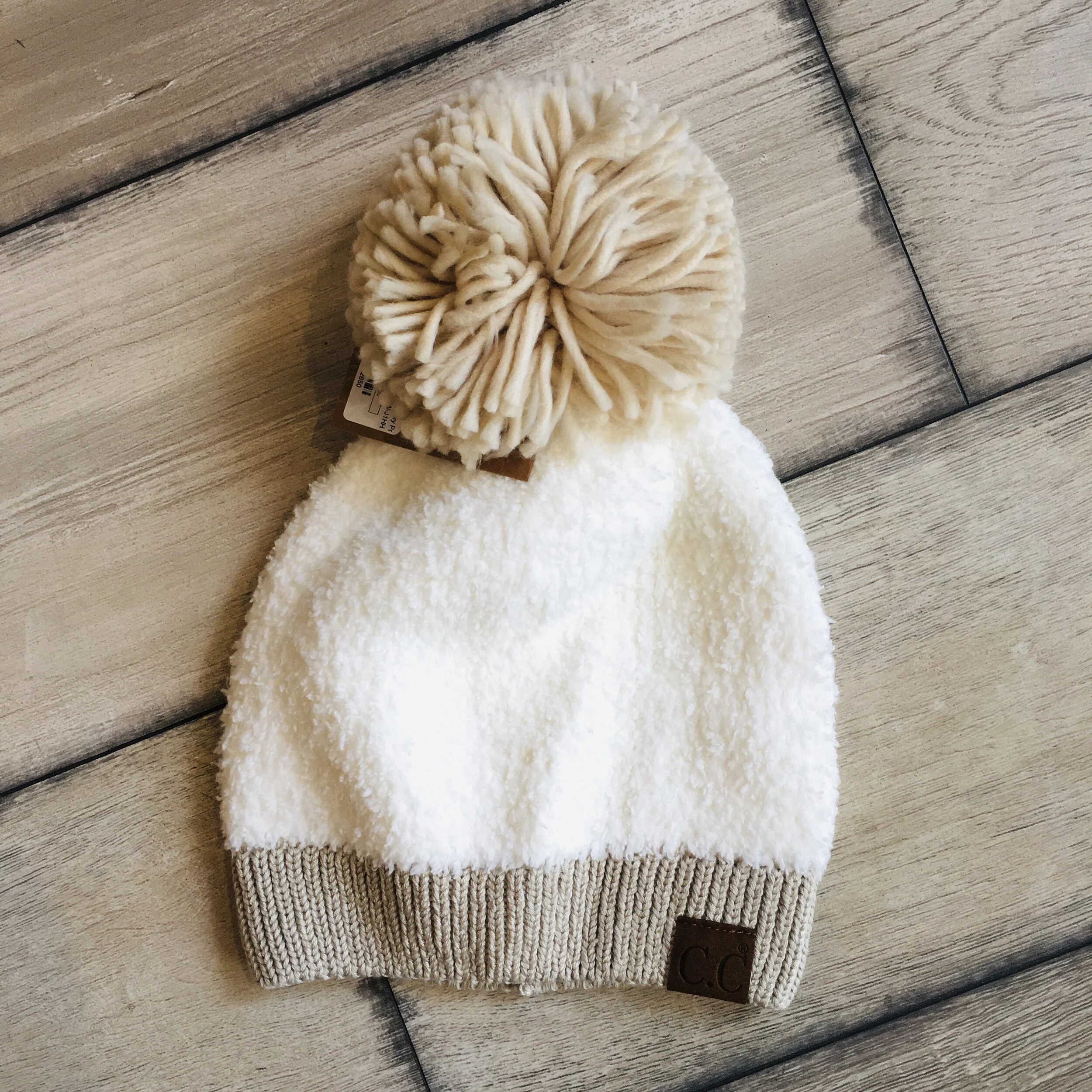 Super Soft White Beanie Hat with Ivory 