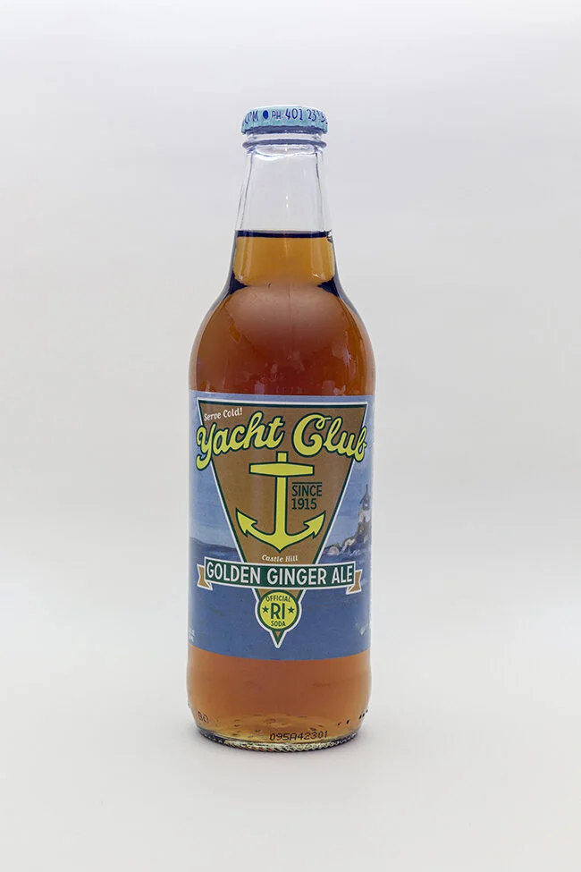 Golden ginger ale soda