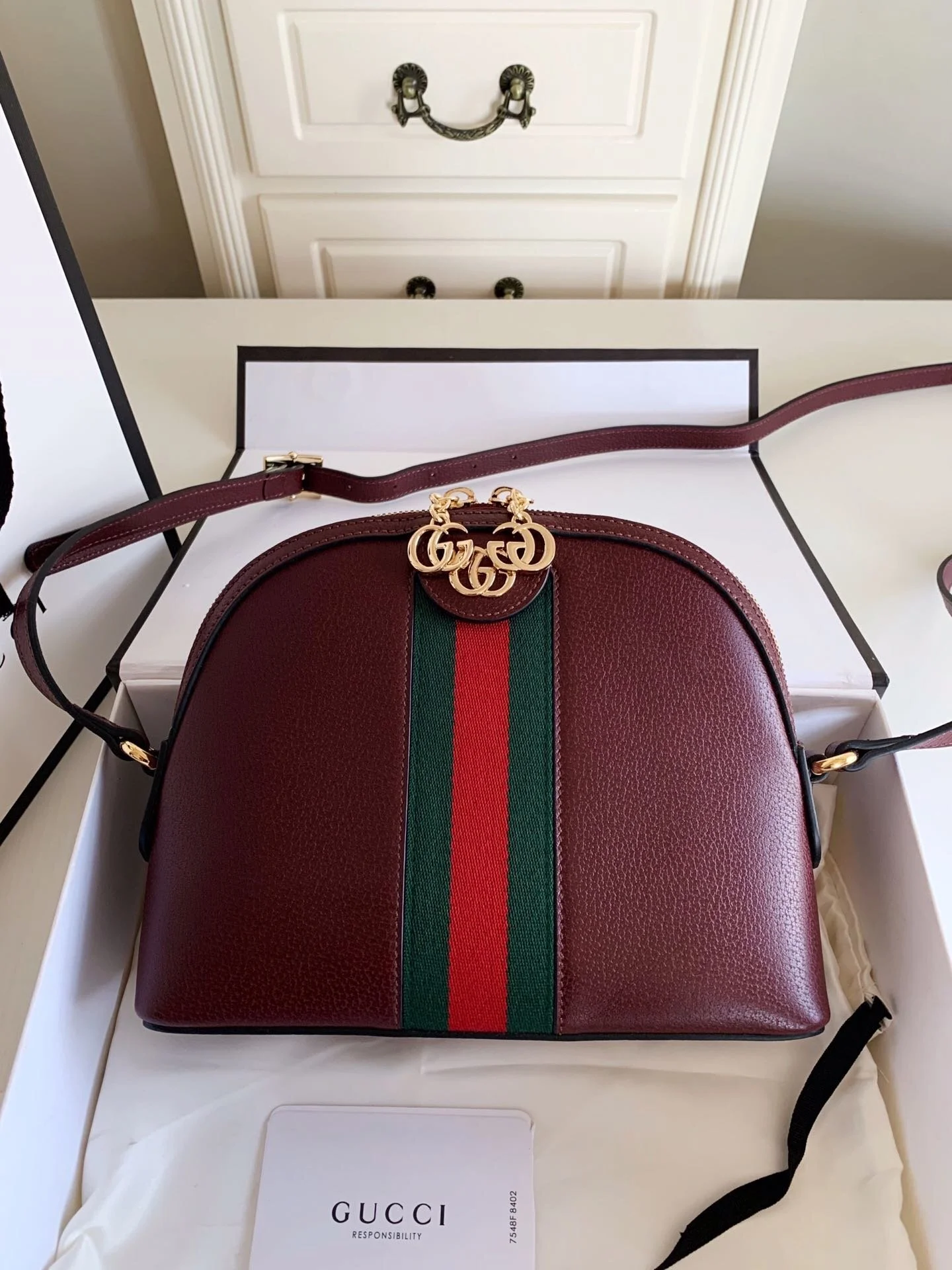 gucci bag 7548f 8402