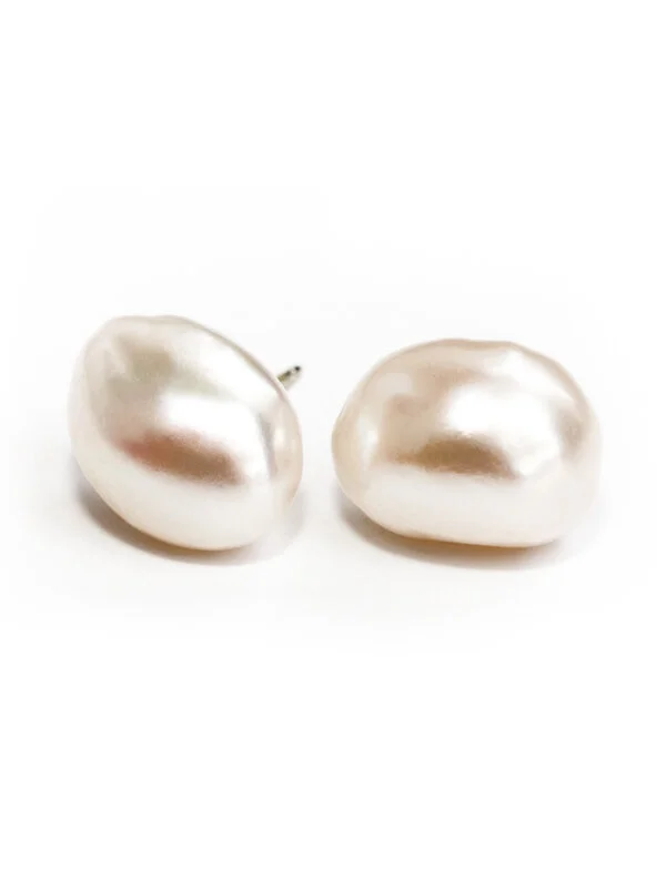 River pearl earrings deals