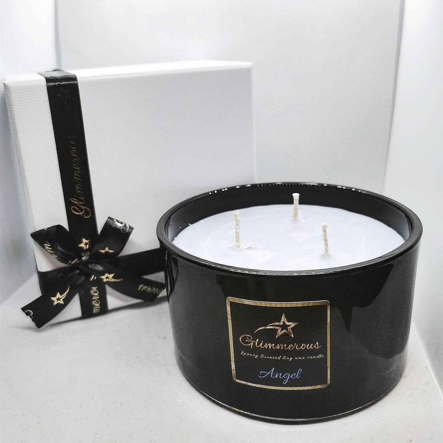 Large Fresh Linen Soy Wax Candles. 3 Wick Candles