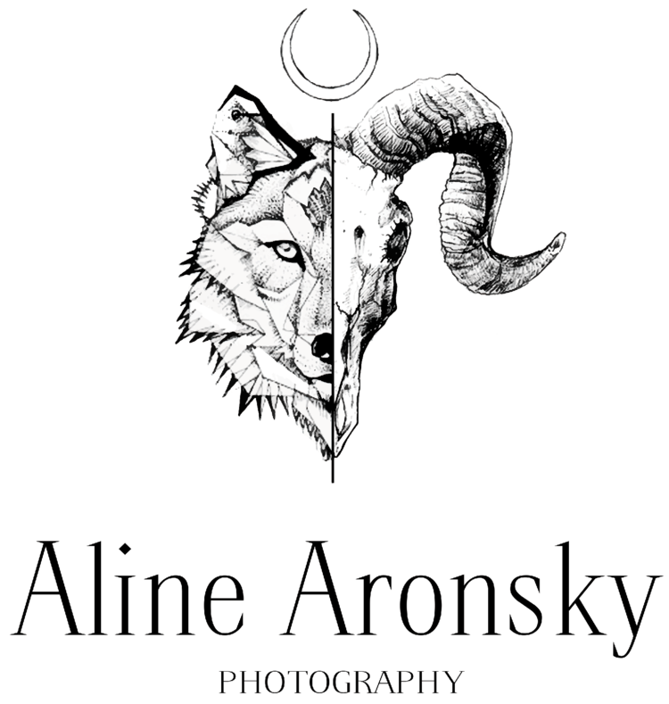 Aline Aronsky is a freelance photographer and artist in London. She does fine art photography, and fashion photography.