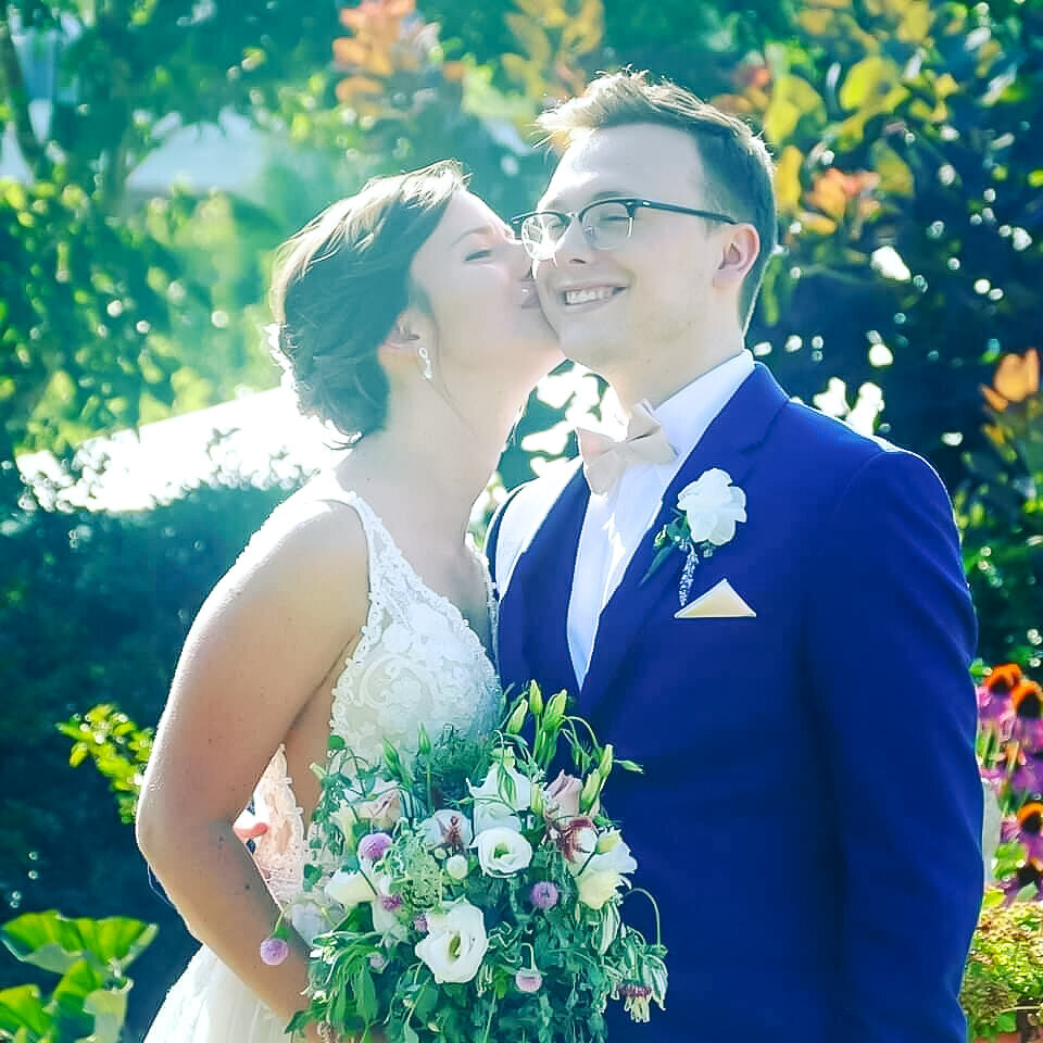 Bride-kissing-groom.jpg
