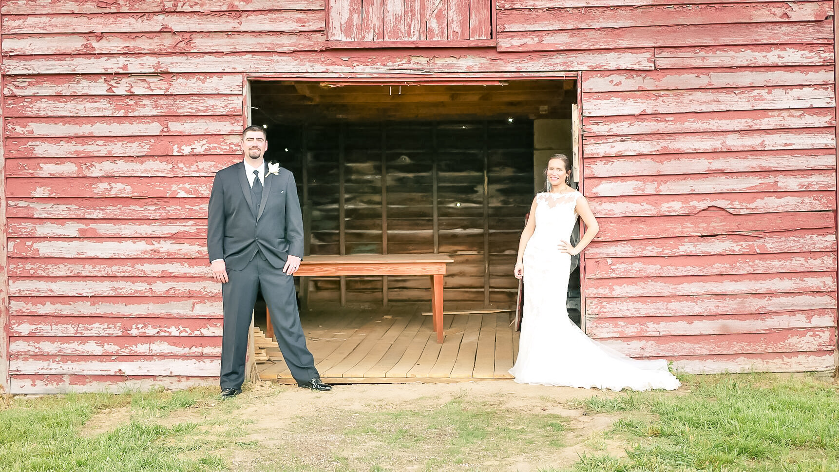 Bride-groom-barn.jpg