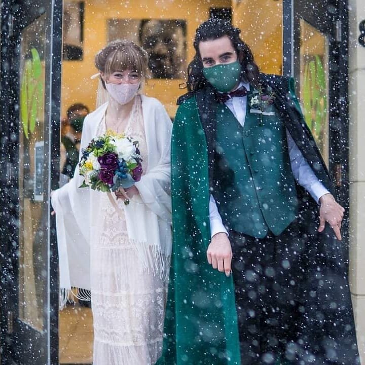 这对夫妻在一起真是太好了,很高兴与他们合作!能够与卡西迪和迪伦的威尼斯432888分开,我们感到非常荣幸! #雪景#冬季威尼斯432888#2021威尼斯432888#弗吉尼亚威尼斯432888#funbrideandgroom