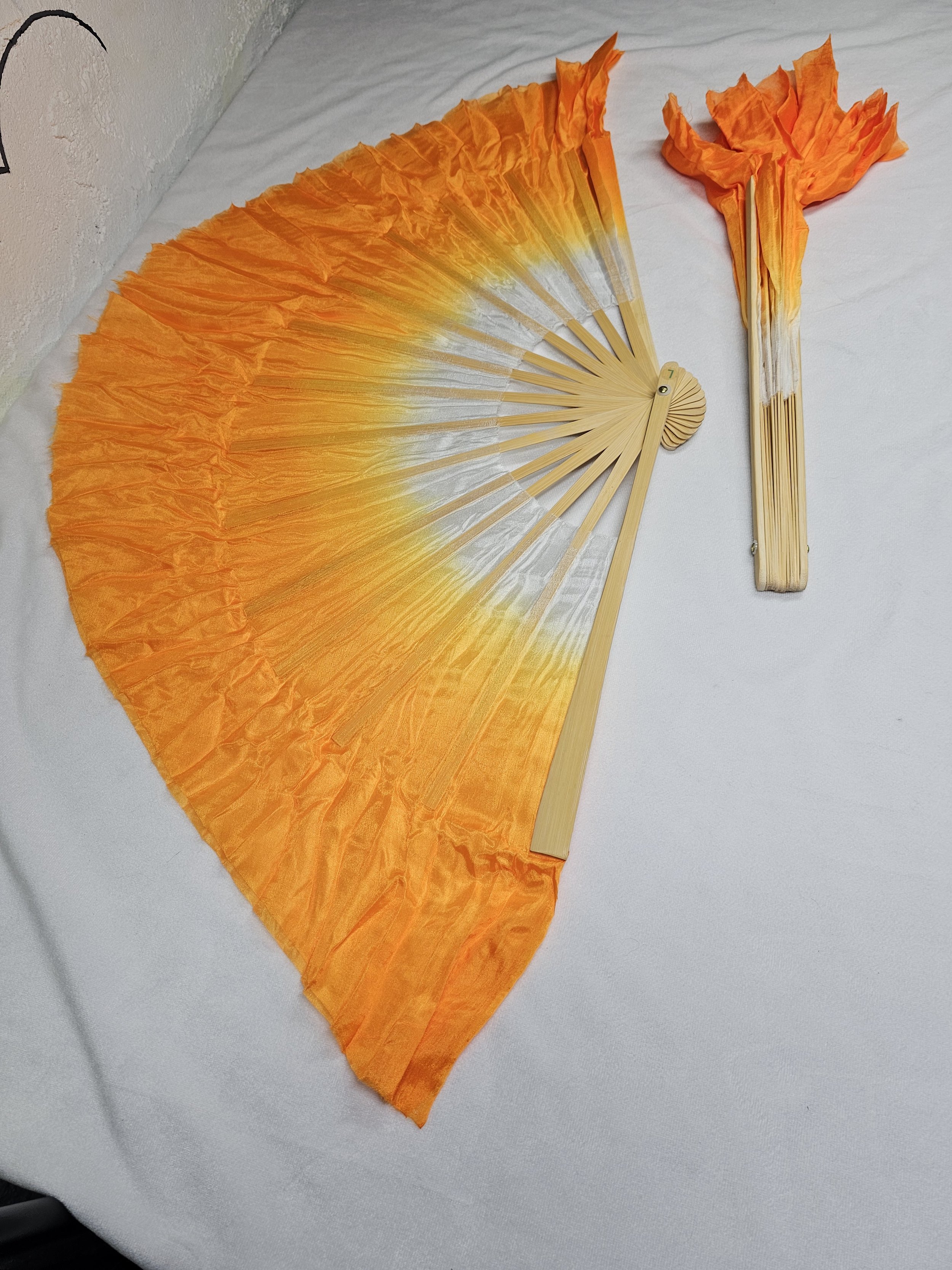 Silk Fans Flutter tech fans LiviJoyHoops