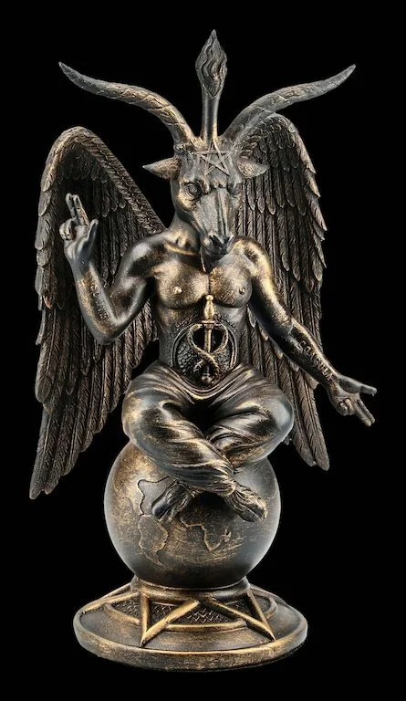 Baphomet,经常与基督徒魔鬼误解 - 它绝对不是 - 实际上是一个19世纪的象征,它封装了普遍性质的二元性的各个方面,包括男性女性化极性 - 注意到乳房和爱马仕的工作人员代表的乳房和阴茎(Caduceus)