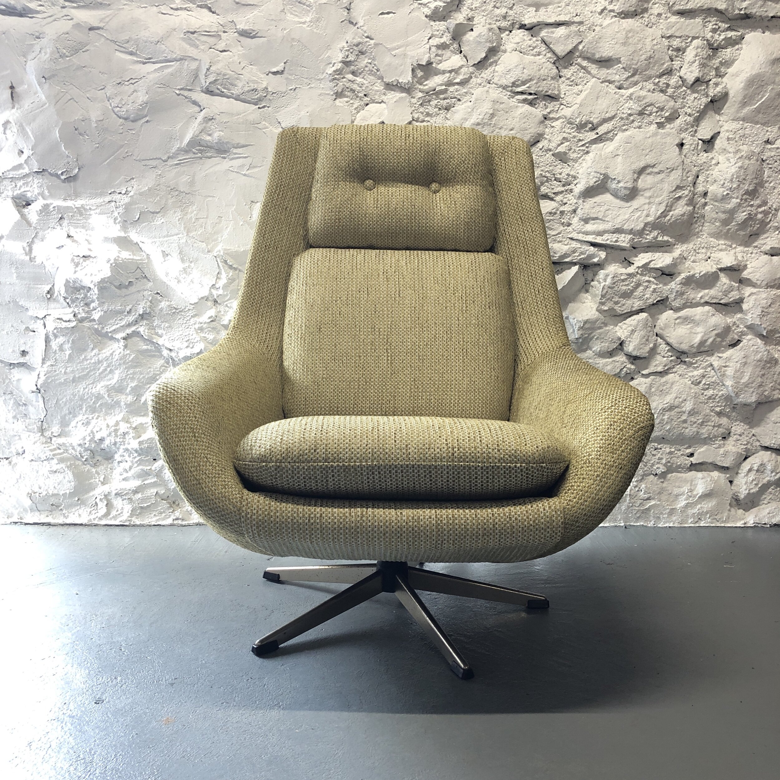 Mid Century Danish Swivel Egg Chair D4 Vintage