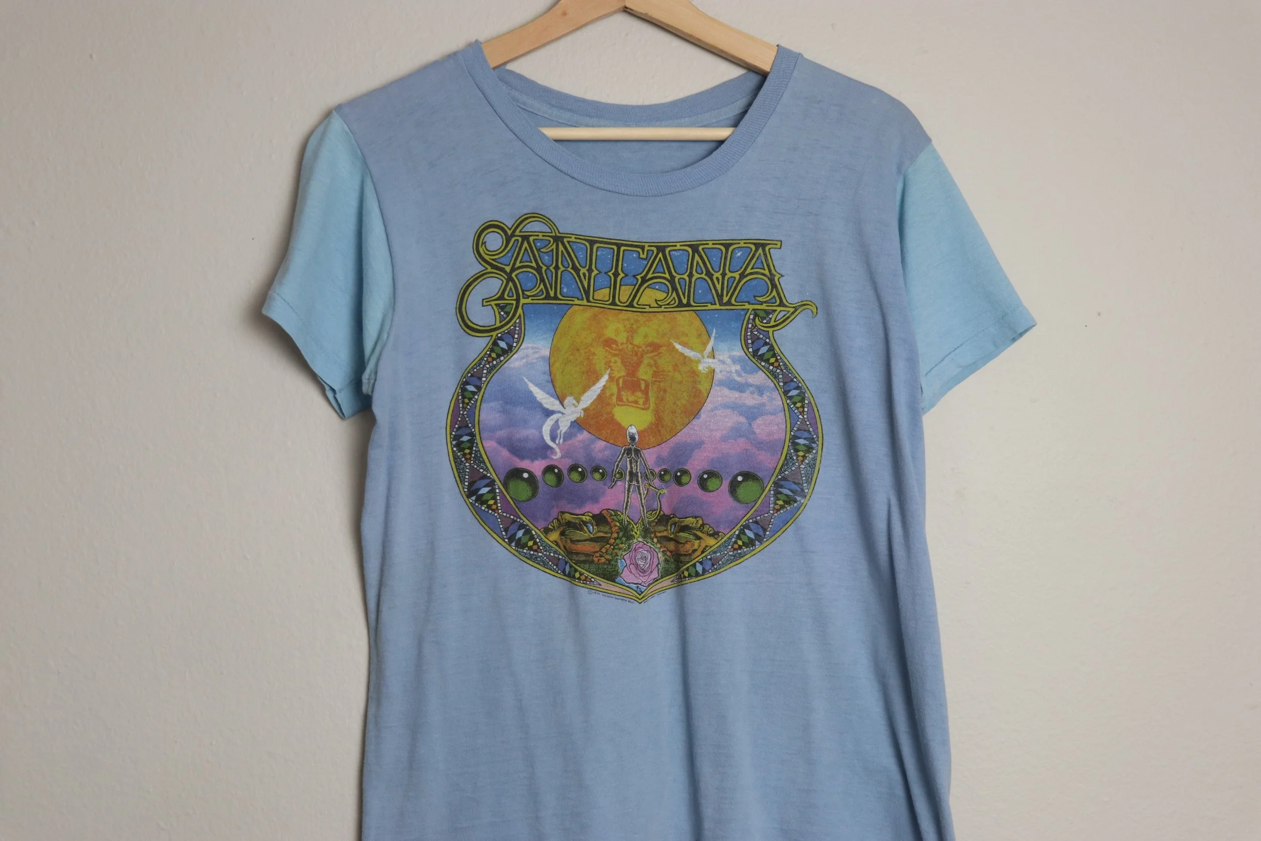 Santana Inner Secrets 1978 T-Shirt - M — Clothing of the Arts Santana Inner Secrets 1978 T-Shirt - M — Clothing of the Arts
