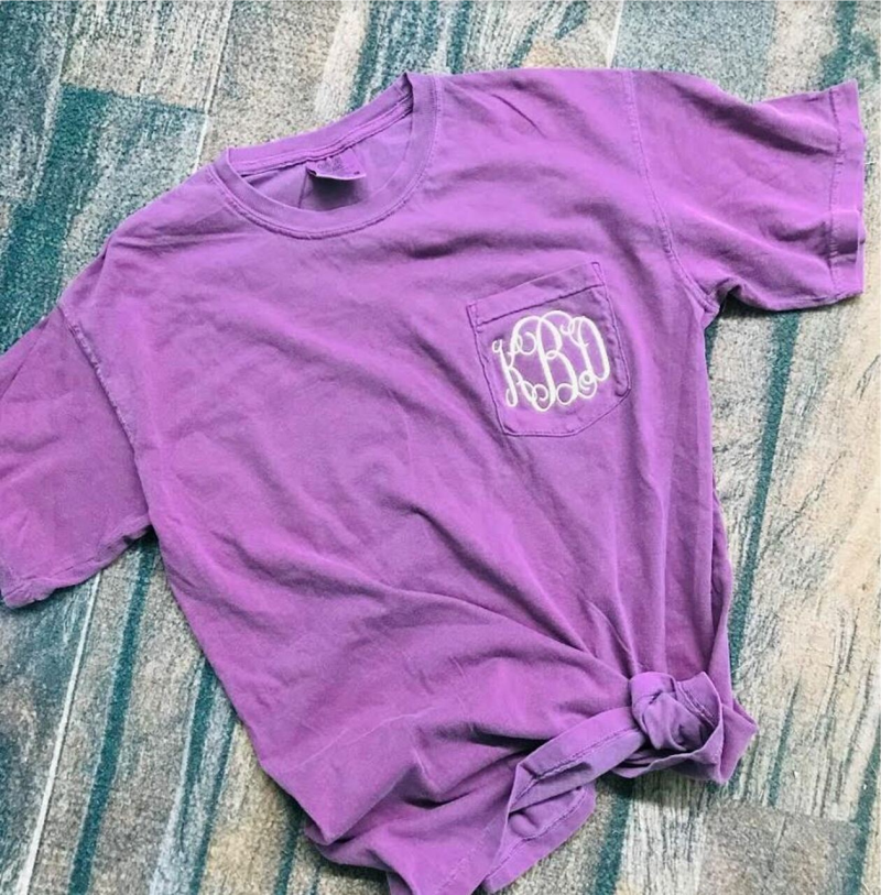 MONOGRAM COMFORT COLOR POCKET TEE 