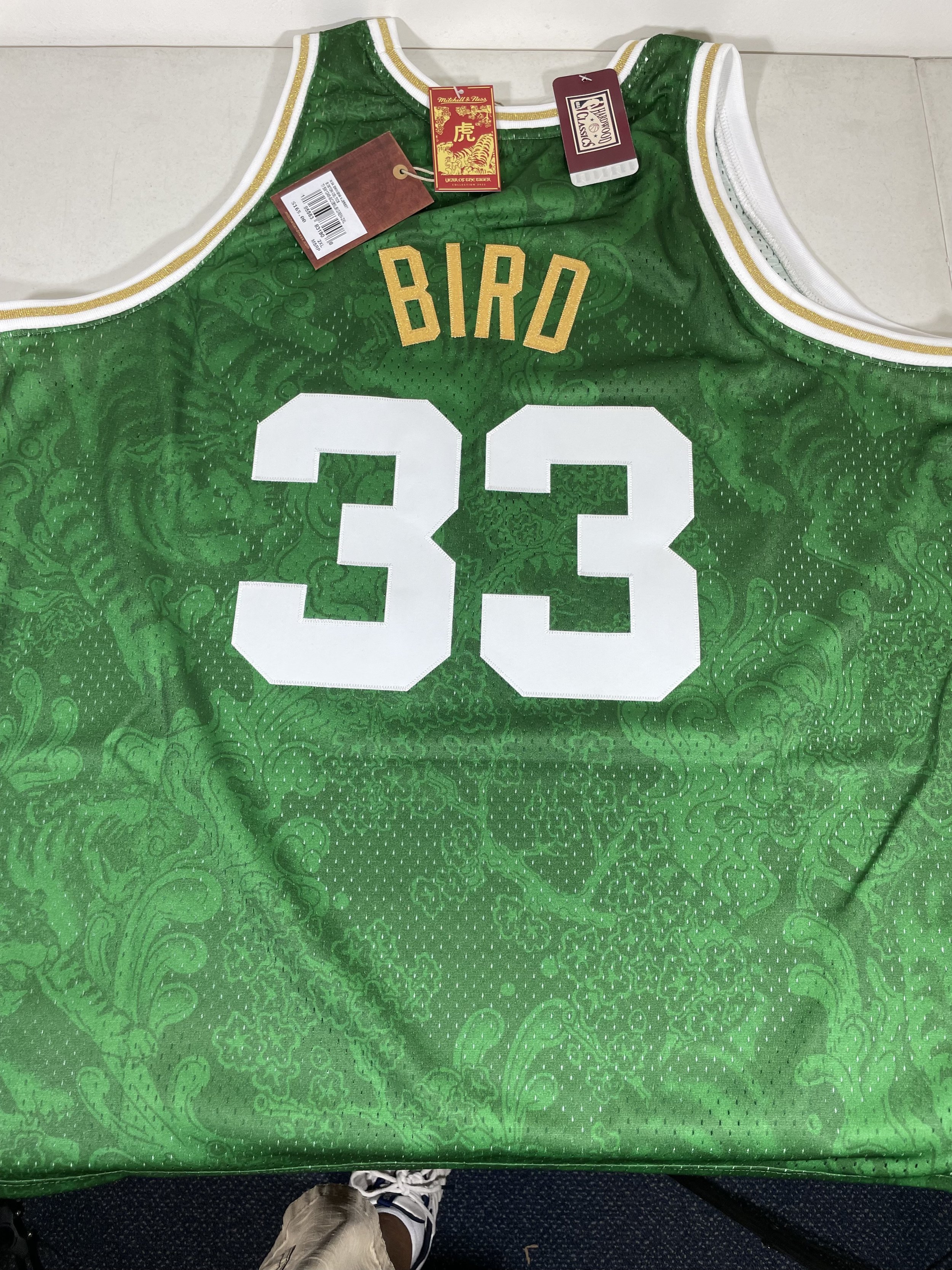 M & N NBA HARDWOOD CLASSIC LARRY BIRD #33 GREEN/GOLD JERSEY — Hats N Stuff