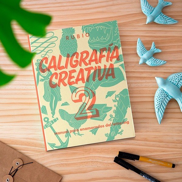 Cuadernos Rubio - Diferencia entre caligrafía creativa y lettering. 📖  11,90€. 📖 + 2x🖌️16,90€. 📖 + 6x🖌️ 24,90€. 📮Gratuito a península