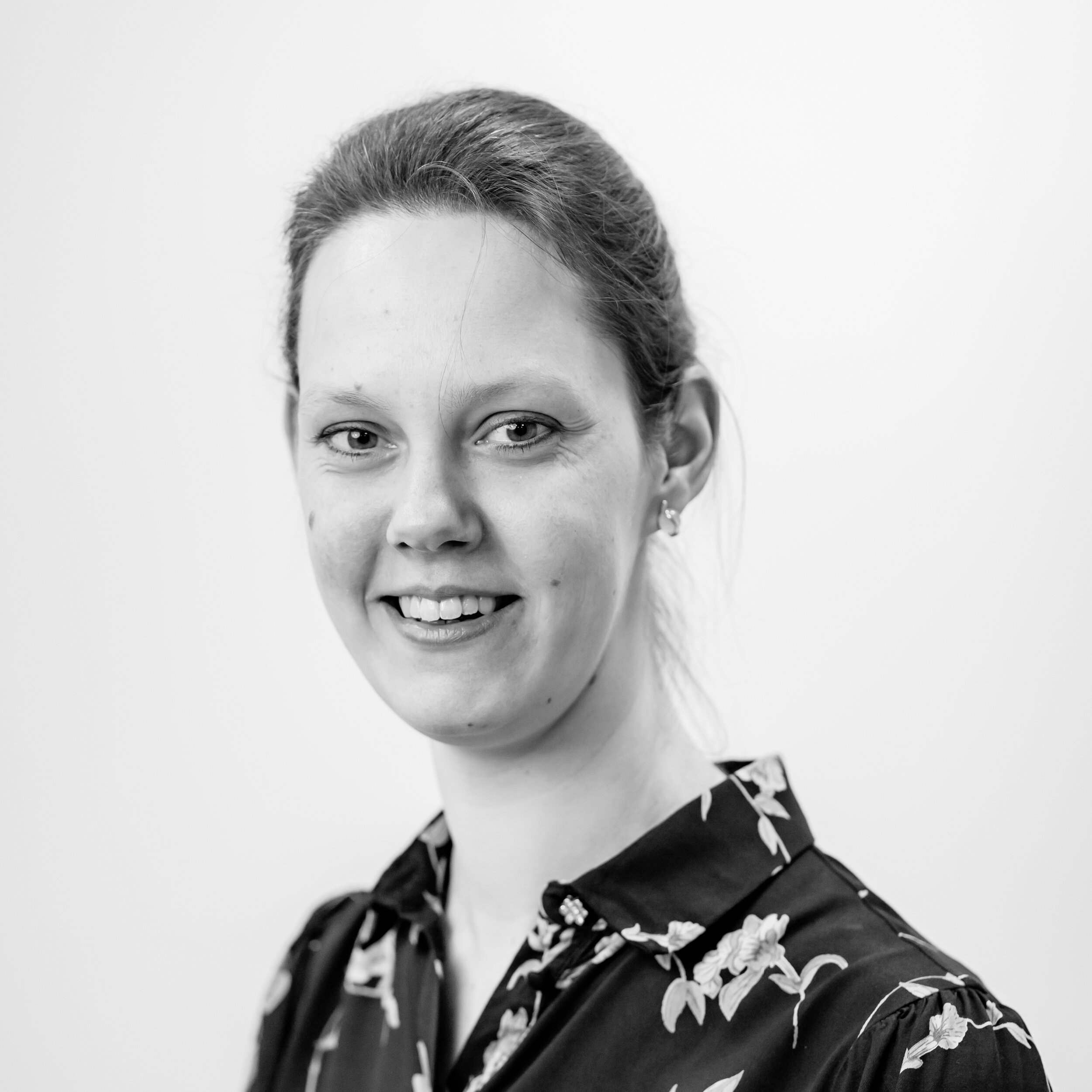 Janneke van Tongeren-Dral - 操作她的职业生涯始于工业药剂师，但现在改善了Feltest的内部流程.LinkedIn