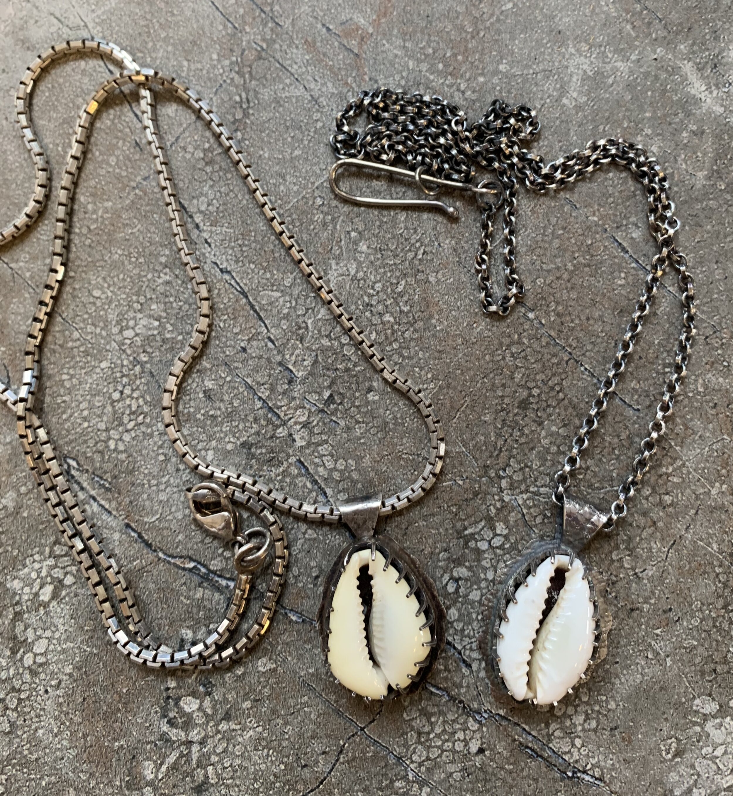 Large cowrie 2024 shell necklace