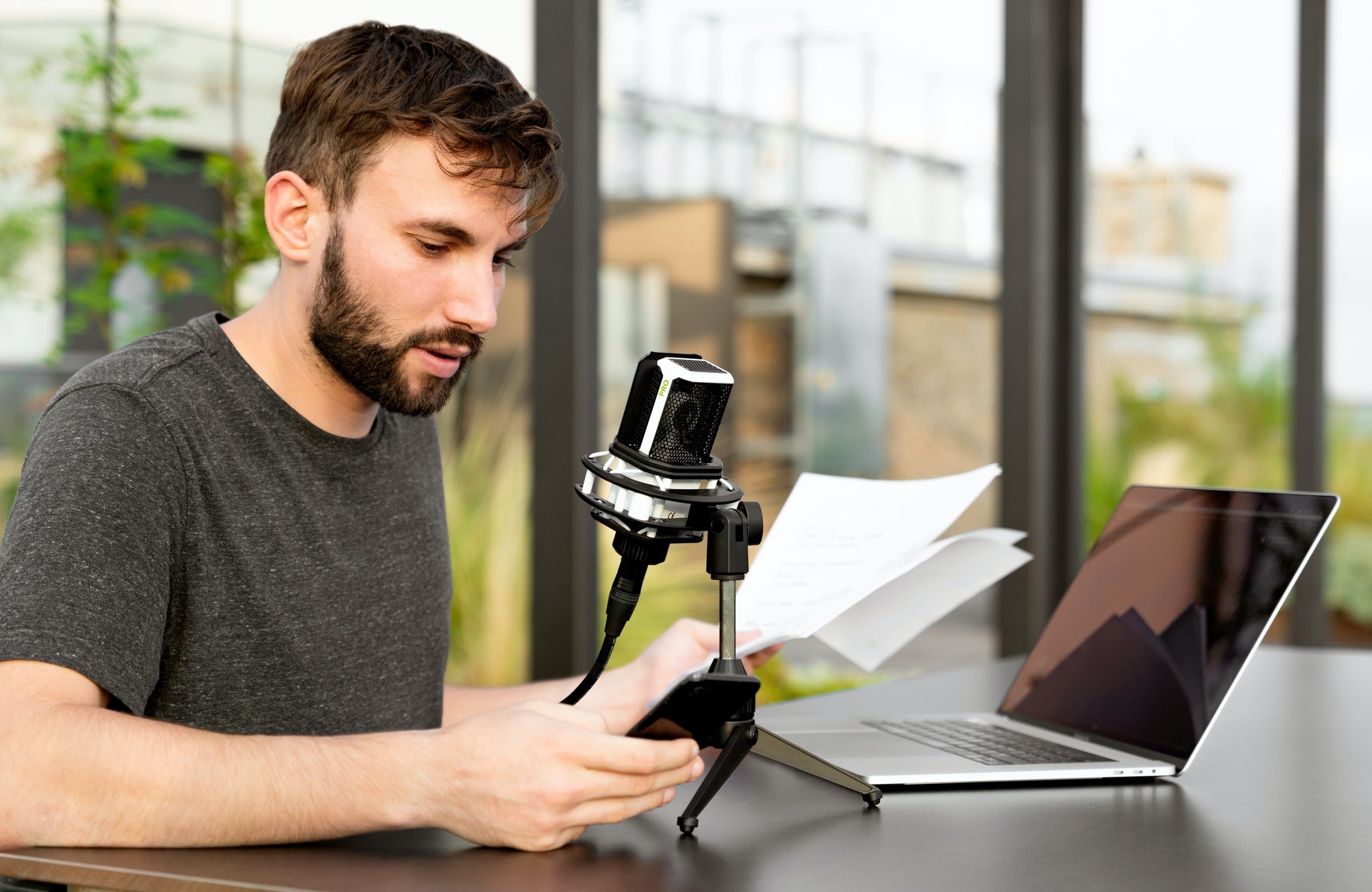 Audiovisual Tools for Student Feedback