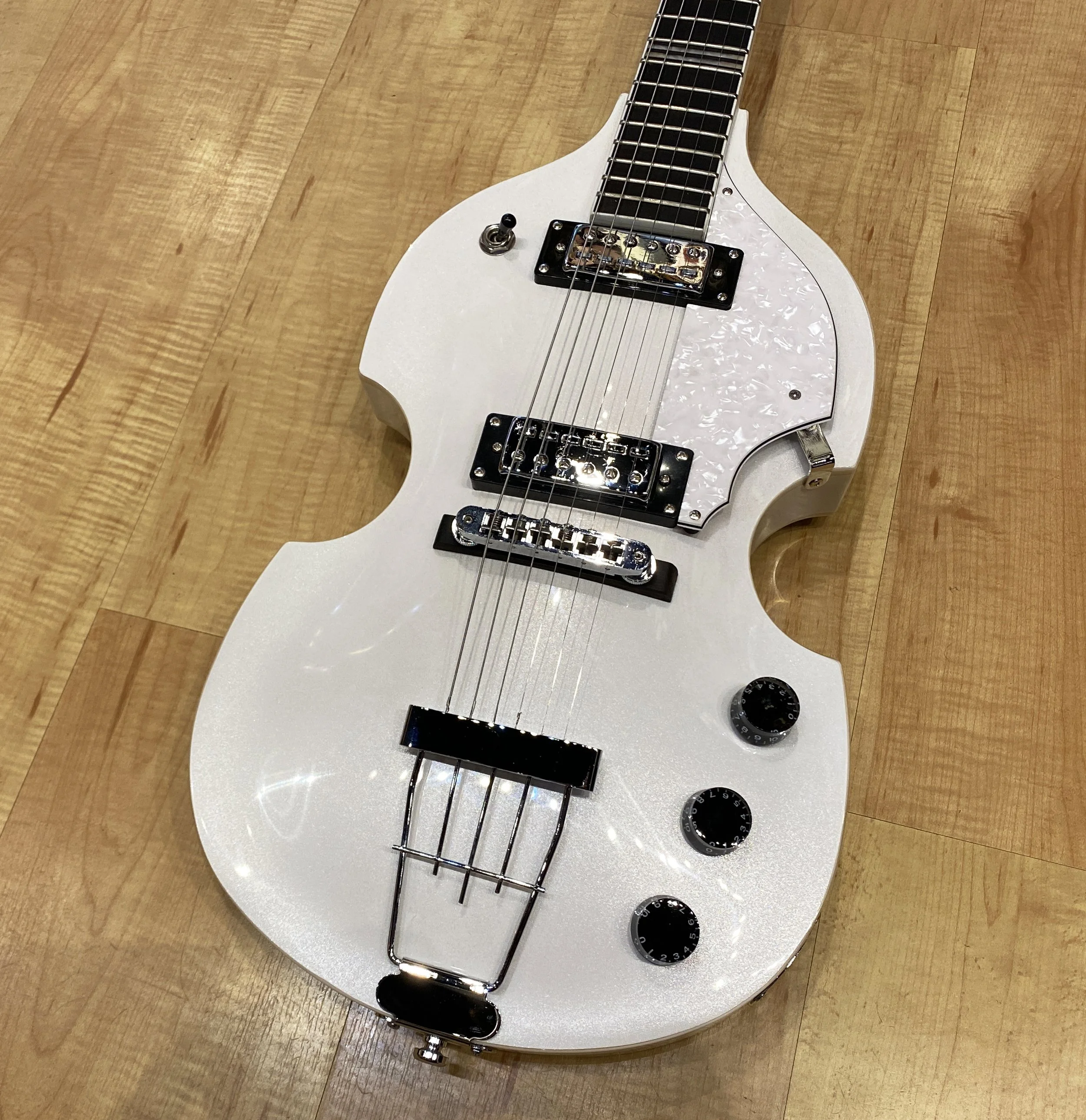 Hofner HI-459-PE-W Ignition Violin Guitar White — Andy Babiuk's