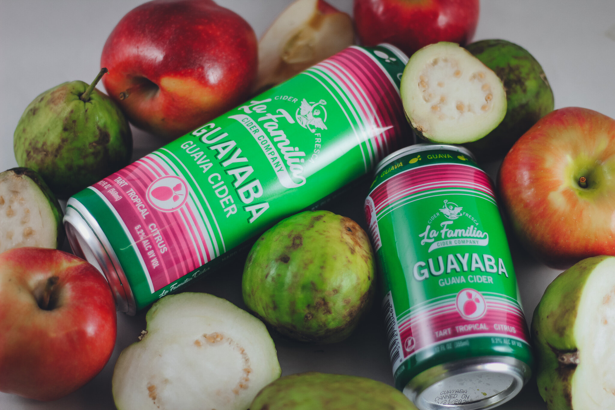 La Familia墨西哥阿瓜·弗雷斯卡风格的苹果酒现已在Cans