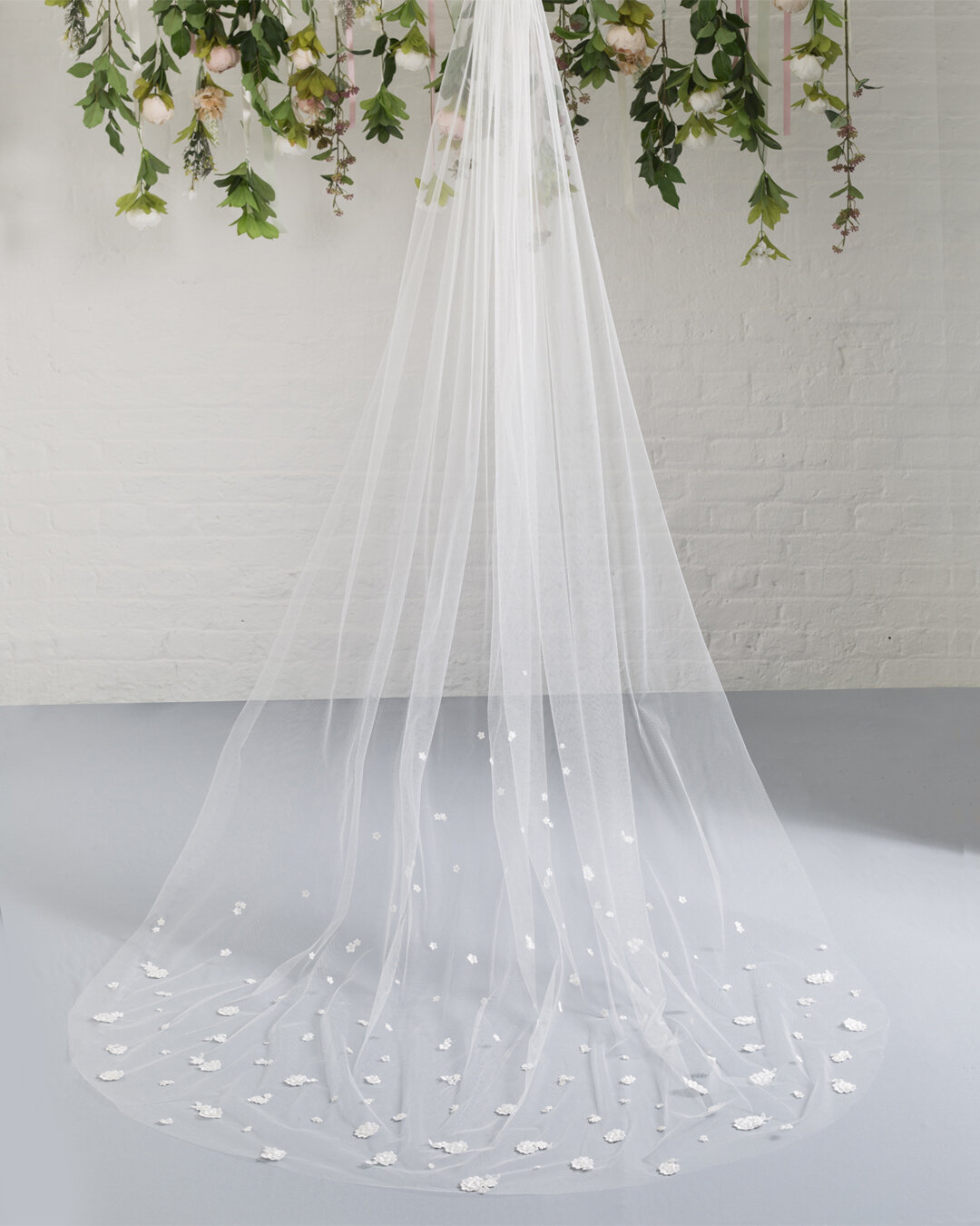 3D Flower Veil — FRAN RIOS BRIDAL & COUTURE DESIGNER