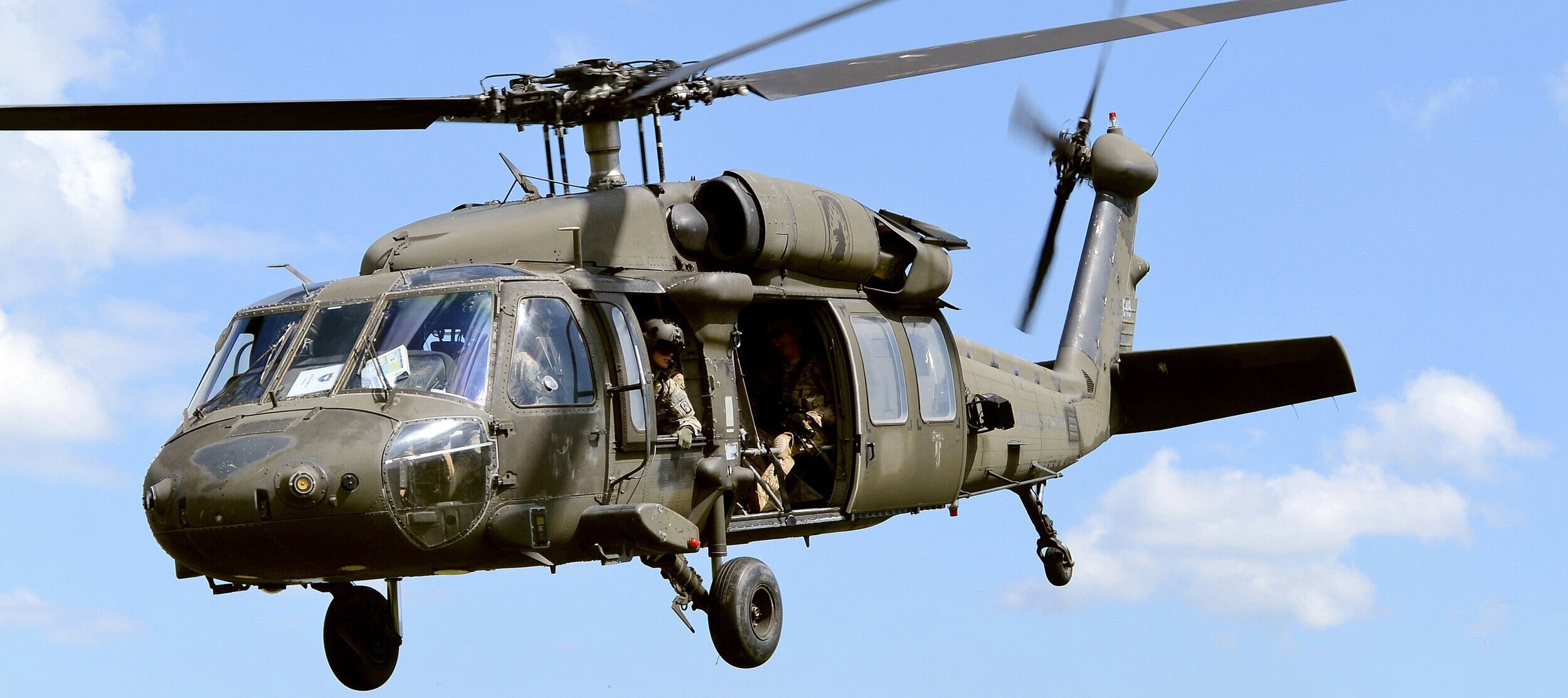 UH-60_2nd_Squadron%2C_2nd_Cavalry_Regiment_%28cropped%29.jpg