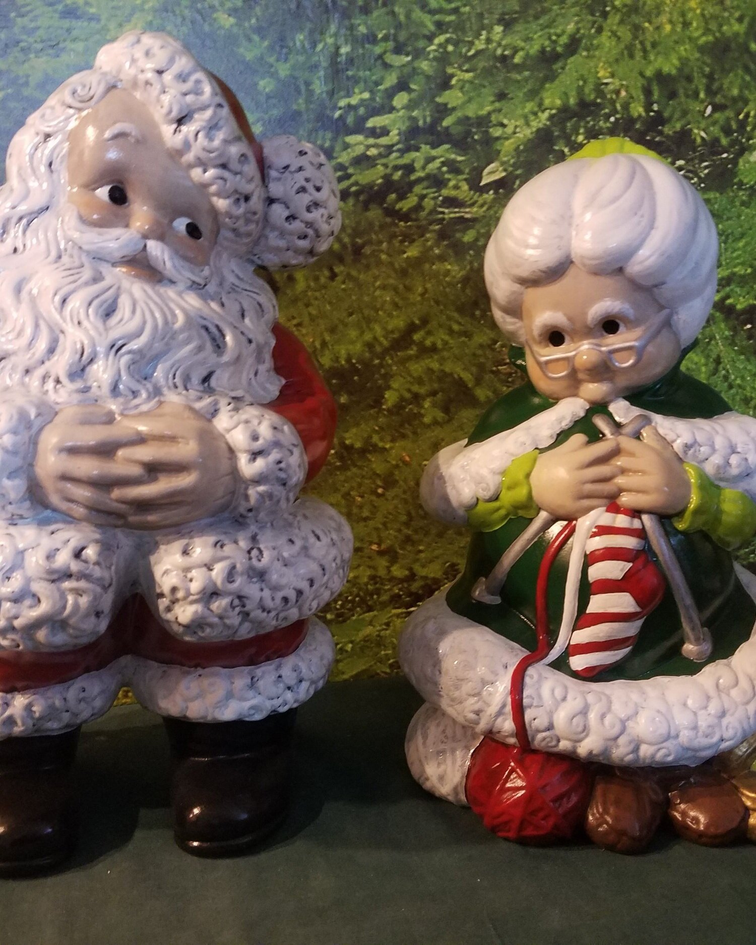Ceramic bisque christmas ornament (Santa with Bag ) U-PAINT
