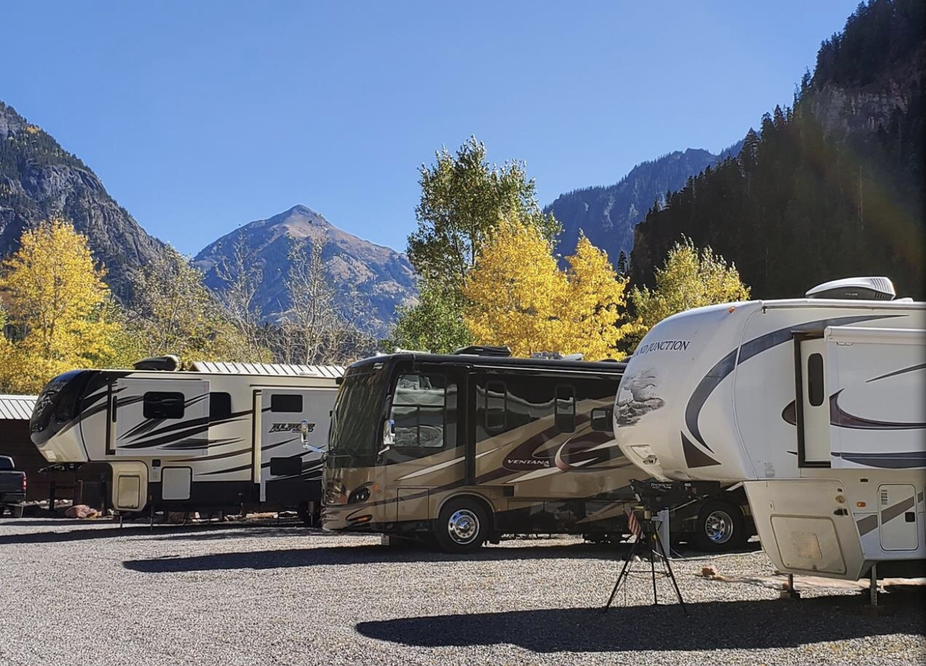 RV campers with mountains