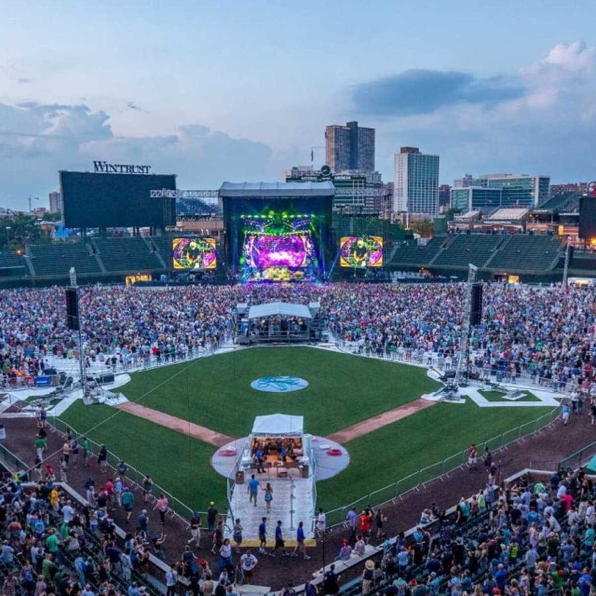 Wrigley Field Summer Concert Series &amp; Other entertainment