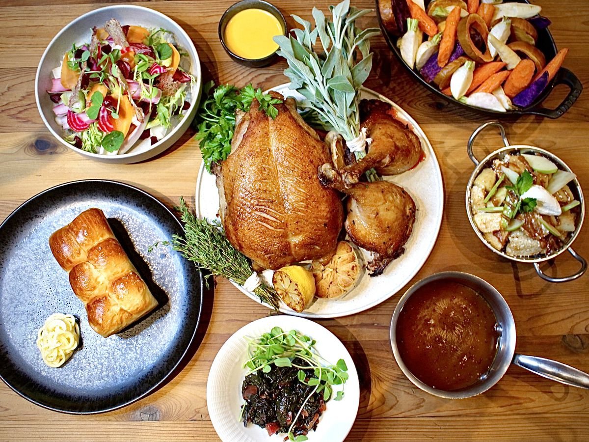 Thanksgiving Feasting                     Without the Fuss