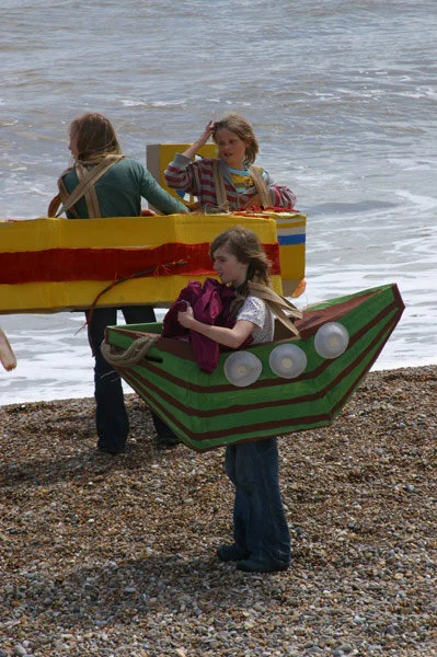 The-little-boat-race-1.jpg